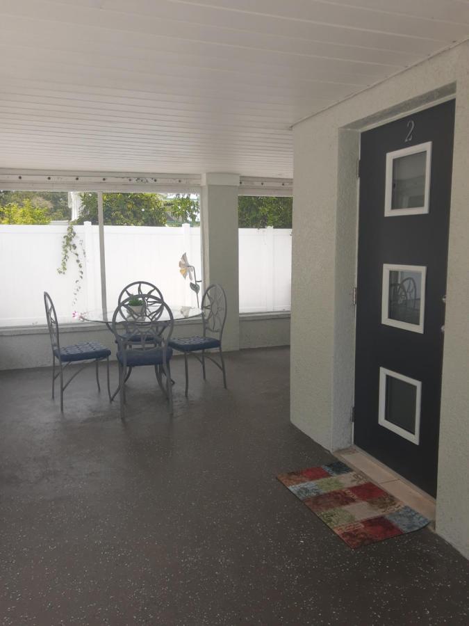 Bush Garden Park Nearby Apartments Tampa Exterior photo